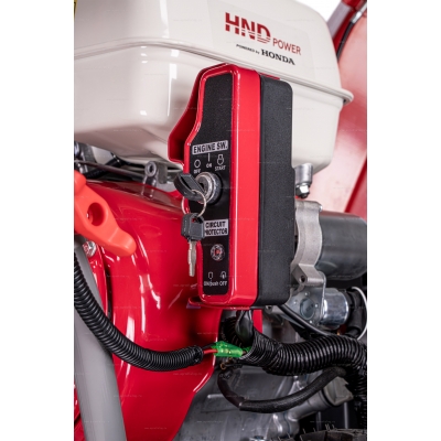 Бензиновый снегоуборщик HND ST 76 XSW Бензиновый снегоуборщик HND ST 76 XSW