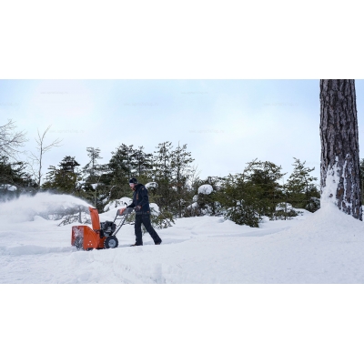 Бензиновый снегоуборщик Husqvarna ST 124 Бензиновый снегоуборщик Husqvarna ST 124