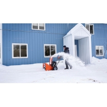 Бензиновый снегоуборщик Husqvarna ST 124 Бензиновый снегоуборщик Husqvarna ST 124