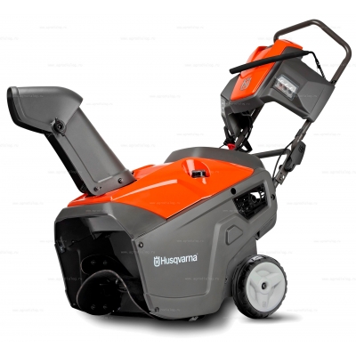 Бензиновый снегоуборщик Husqvarna ST 151 Бензиновый снегоуборщик Husqvarna ST 151