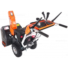 Бензиновый снегоуборщик YARD FOX OPTIMA 6151E Бензиновый снегоуборщик YARD FOX OPTIMA 6151E