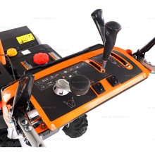 Бензиновый снегоуборщик YARD FOX PRO 7154E Бензиновый снегоуборщик YARD FOX PRO 7154E