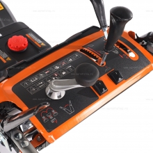 Бензиновый снегоуборщик YARD FOX PRO 7654E Бензиновый снегоуборщик YARD FOX PRO 7654E