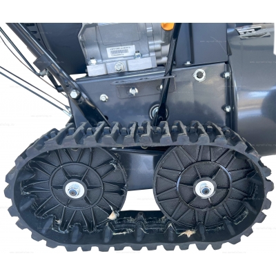 Гусеничный бензиновый снегоуборщик EVOline SBG 700 TLE Гусеничный бензиновый снегоуборщик EVOline SBG 700 TLE