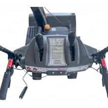 Гусеничный бензиновый снегоуборщик EVOline SBG 760 TLE Гусеничный бензиновый снегоуборщик EVOline SBG 760 TLE