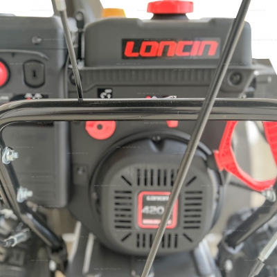 Гусеничный бензиновый снегоуборщик EVOline SBG 760 TLE Гусеничный бензиновый снегоуборщик EVOline SBG 760 TLE