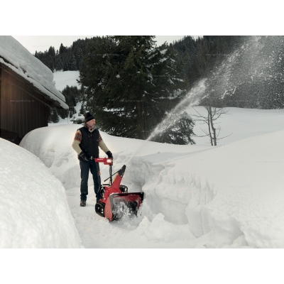 Гусеничный бензиновый снегоуборщик Honda HSS655ETS Гусеничный бензиновый снегоуборщик Honda HSS655ETS