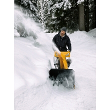 Гусеничный бензиновый снегоуборщик Stiga ST 5266 PB TRAC Гусеничный бензиновый снегоуборщик Stiga ST 5266 PB TRAC