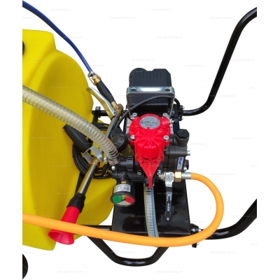 Электрический опрыскиватель на колесах AGRO PUMP 120 Электрический опрыскиватель на колесах AGRO PUMP 120