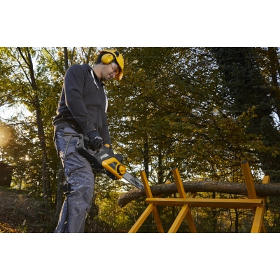 Электропила Stiga CS 122c Электропила Stiga CS 122c