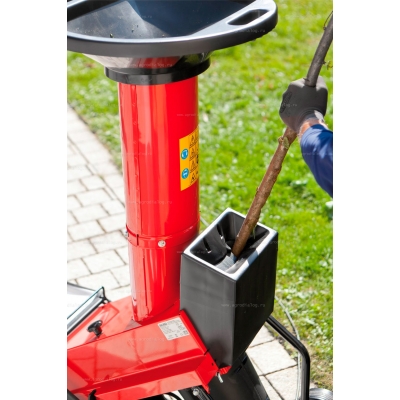 Электрический измельчитель веток Solo by AL-KO TCS 2500 Duotec Электрический измельчитель веток Solo by AL-KO TCS 2500 Duotec