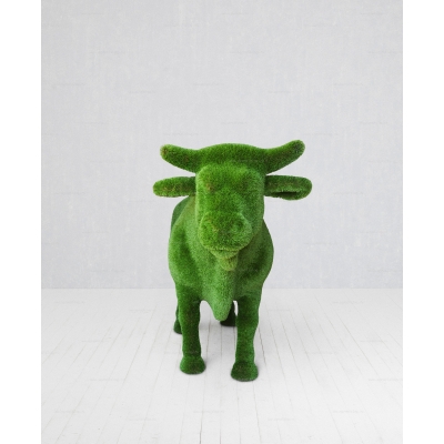 Садовая фигура из искусственной травы «Бык племенной» Садовая фигура из искусственной травы «Бык племенной»