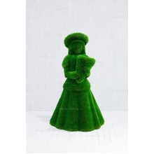 Садовая фигура из искусственной травы «Девочка с букетом цветов»