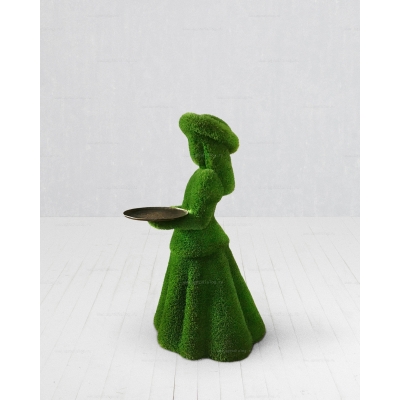 Садовая фигура из искусственной травы «Девочка с подносом» Садовая фигура из искусственной травы «Девочка с подносом»