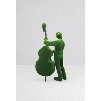 Садовая фигура из искусственной травы «Контрабасист» Садовая фигура из искусственной травы «Контрабасист»