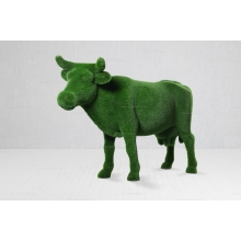 Садовая фигура из искусственной травы «Корова»