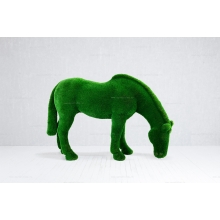 Садовая фигура из искусственной травы «Лошадь на лугу» Садовая фигура из искусственной травы «Лошадь на лугу»