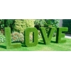 Садовая фигура из искусственной травы «LOVE»