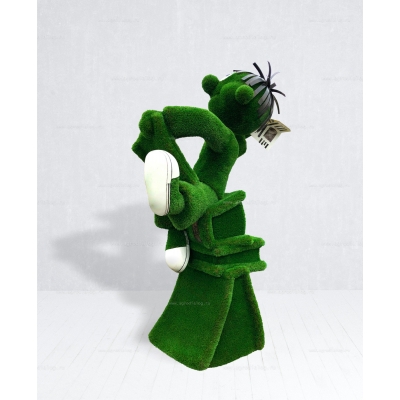 Садовая фигура из искусственной травы «Мальчик с книгой» Садовая фигура из искусственной травы «Мальчик с книгой»