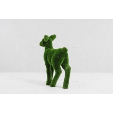 Садовая фигура из искусственной травы «Малый олень» Садовая фигура из искусственной травы «Малый олень»