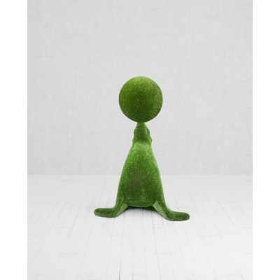 Садовая фигура из искусственной травы «Морской котик с шаром» Садовая фигура из искусственной травы «Морской котик с шаром»