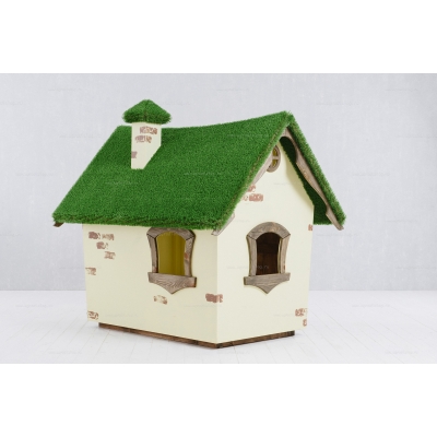 Садовая фигура из искусственной травы «Сказочный домик» Садовая фигура из искусственной травы «Сказочный домик»