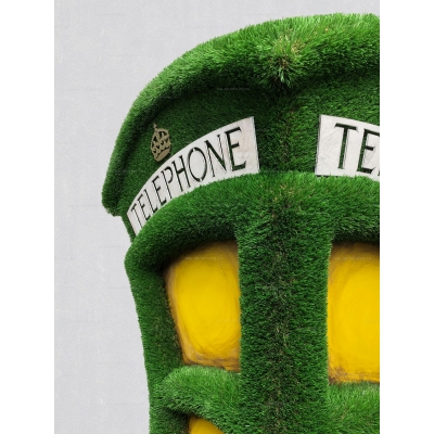 Садовая фигура из искусственной травы «Телефонная будка» Садовая фигура из искусственной травы «Телефонная будка»