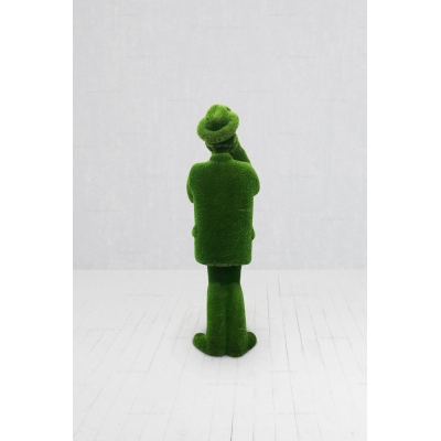 Садовая фигура из искусственной травы «Трубач» Садовая фигура из искусственной травы «Трубач»