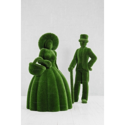 Садовые фигуры из искусственной травы «Дама с корзиной и джентльмен» Садовые фигуры из искусственной травы «Дама с корзиной и джентльмен»