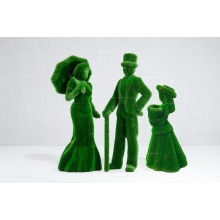 Садовые фигуры из искусственной травы «Дама с зонтом, джентльмен и девочка с букетом» Садовые фигуры из искусственной травы «Дама с зонтом, джентльмен и девочка с букетом»