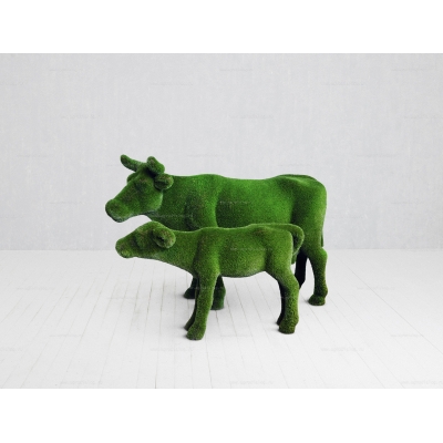 Садовые фигуры из искусственной травы «Корова с теленком» Садовые фигуры из искусственной травы «Корова с теленком»