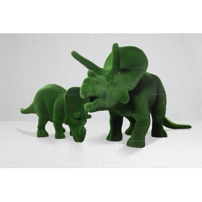 Садовые фигуры из искусственной травы «Трицератопсы» Садовые фигуры из искусственной травы «Трицератопсы»