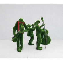 Садовые фигуры из искусственной травы «Трио» Садовые фигуры из искусственной травы «Трио»