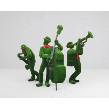 Садовые фигуры из искусственной травы «Трио» Садовые фигуры из искусственной травы «Трио»