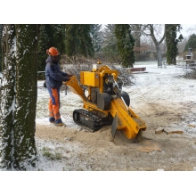 Гусеничный измельчитель пней Laski PREDATOR P38M Гусеничный измельчитель пней Laski PREDATOR P38M