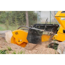 Гусеничный измельчитель пней Laski PREDATOR P56RX Гусеничный измельчитель пней Laski PREDATOR P56RX