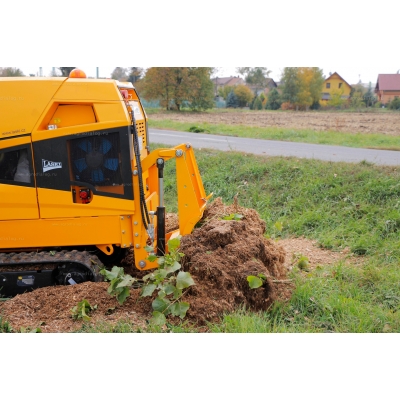 Гусеничный измельчитель пней Laski PREDATOR P56RX Гусеничный измельчитель пней Laski PREDATOR P56RX