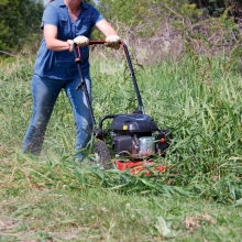 Колесный триммер Earthquake M200 Колесный триммер Earthquake M200