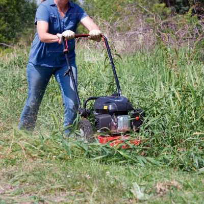 Колесный триммер Earthquake M200 Колесный триммер Earthquake M200