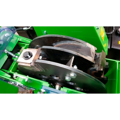 Коммунальный измельчитель веток Laski LS 100/27CB Коммунальный измельчитель веток Laski LS 100/27CB