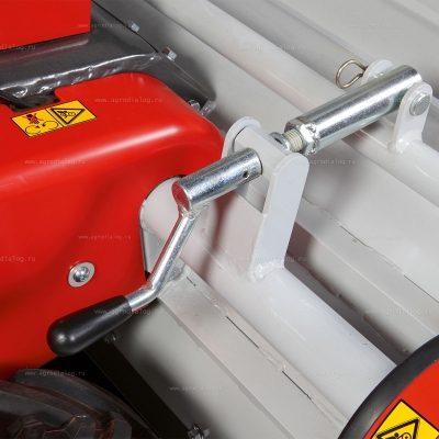 Косилка-измельчитель для высокой травы Efco DR 65 K1100H Косилка-измельчитель для высокой травы Efco DR 65 K1100H