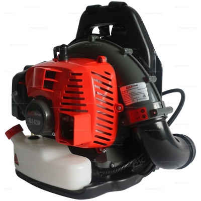 Садовая воздуходувка ранцевая EVOline BLG 42 BP Садовая воздуходувка ранцевая EVOline BLG 42 BP