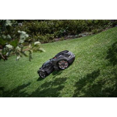 Робот-газонокосилка Husqvarna Automower 435X AWD Connect Робот-газонокосилка Husqvarna Automower 435X AWD Connect