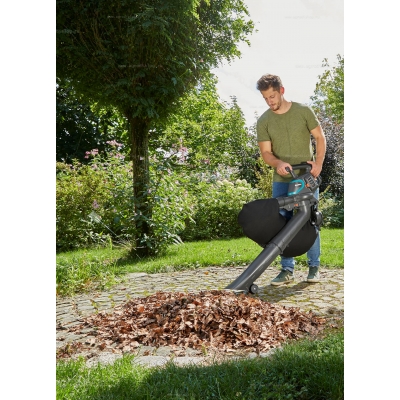 Садовый пылесос Gardena PowerJet Li-40 Садовый пылесос Gardena PowerJet Li-40