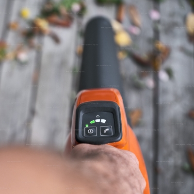 Садовая воздуходувка Husqvarna 120iB Садовая воздуходувка Husqvarna 120iB