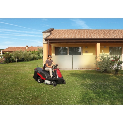 Садовый минирайдер Efco Zephyr 72/13 H Садовый минирайдер Efco Zephyr 72/13 H