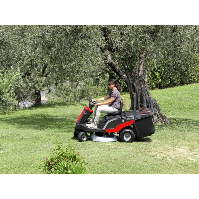 Садовый минирайдер Efco Zephyr 72/13 H Садовый минирайдер Efco Zephyr 72/13 H