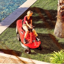 Садовый минирайдер Honda HF 1211 HE Садовый минирайдер Honda HF 1211 HE