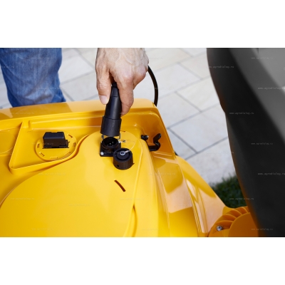 Аккумуляторный садовый райдер Stiga E-Park 220 Аккумуляторный садовый райдер Stiga E-Park 220