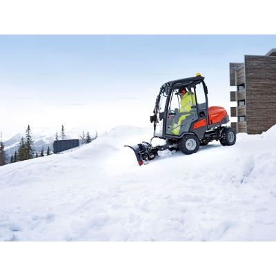 Садовый райдер Husqvarna P525DX с кабиной Садовый райдер Husqvarna P525DX с кабиной